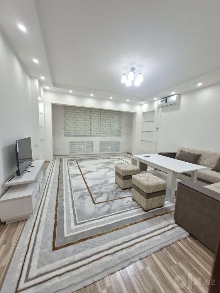 Apartment, Чилонзор 11 — photo 1