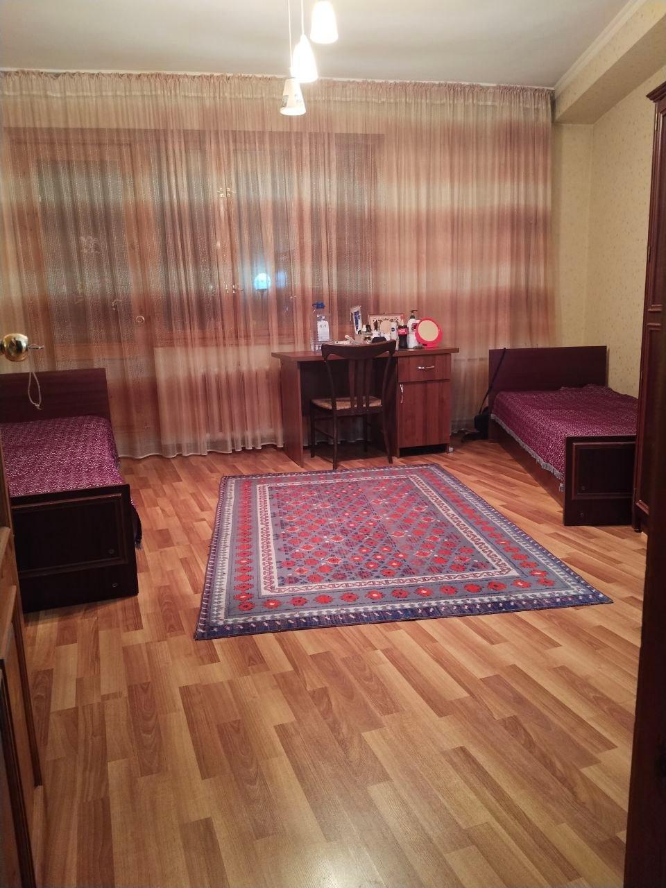 Room, около метро Гафура Гуляма — photo 1