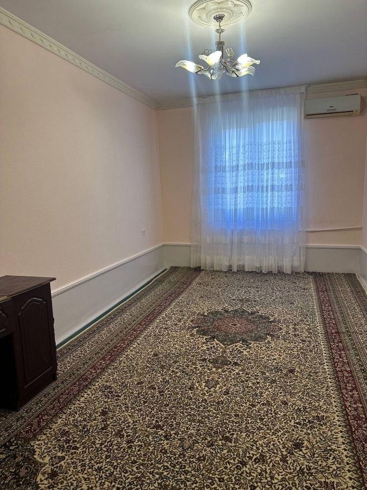 Apartment, Чилонзор метро — photo 1