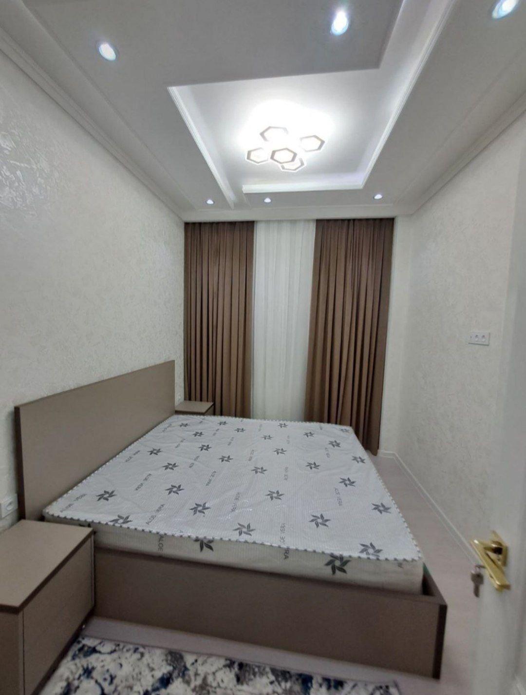 Kvartira, China House — rasm 1