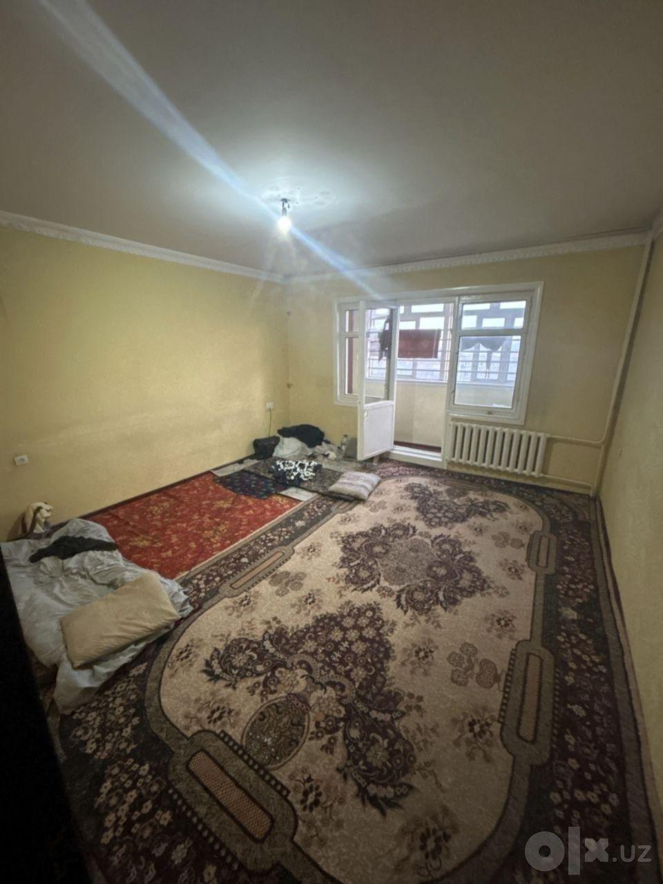Apartment, Юнусабад-15 — photo 1