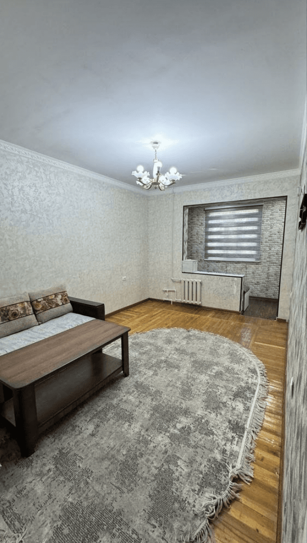 Room, Чилонзор-17 — photo 1