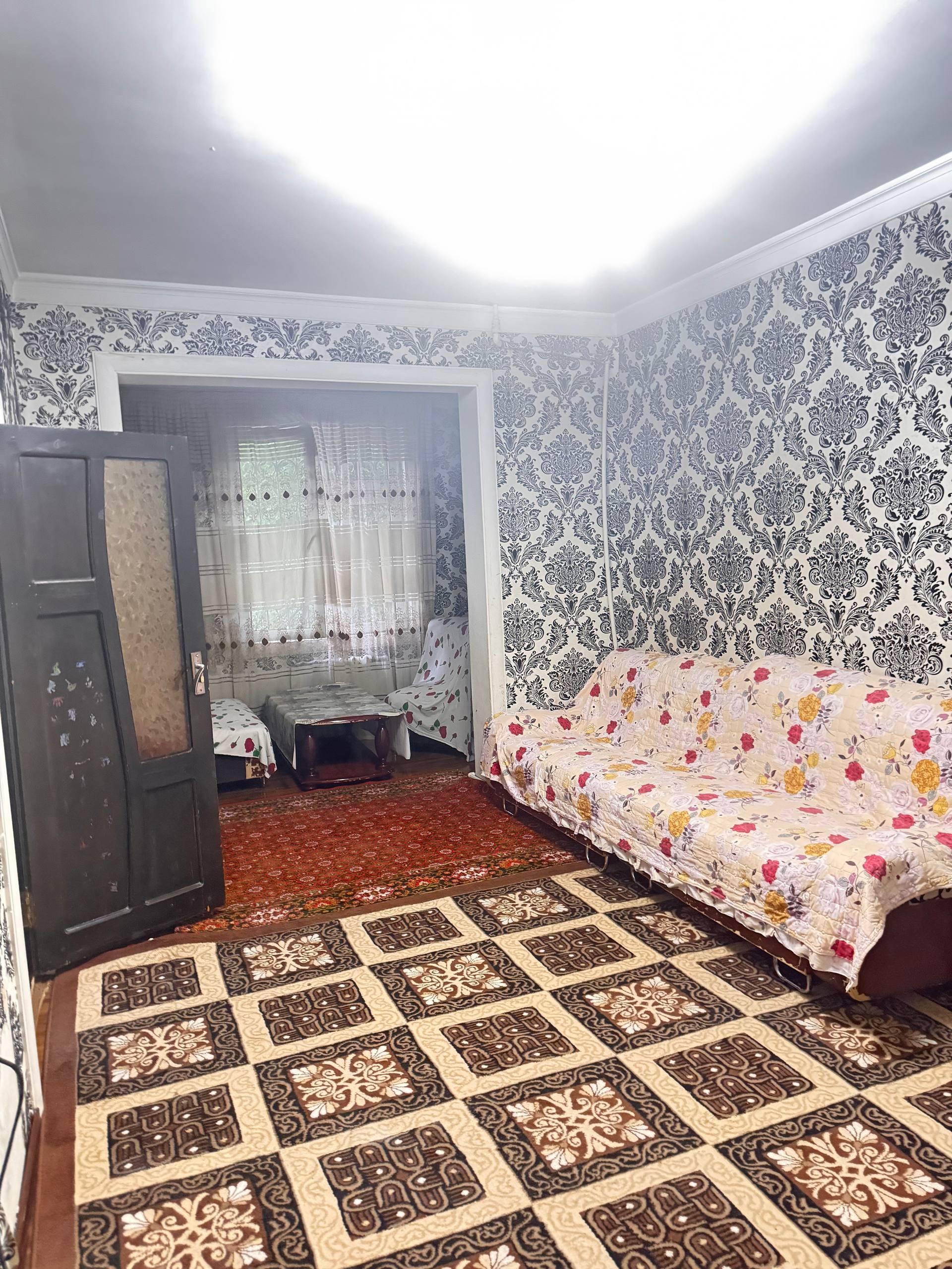 Apartment, Учтепа Каромат кафеси оркасида — photo 1