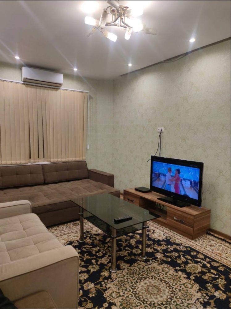 Apartment, Чилонзор 18 квартал — photo 1