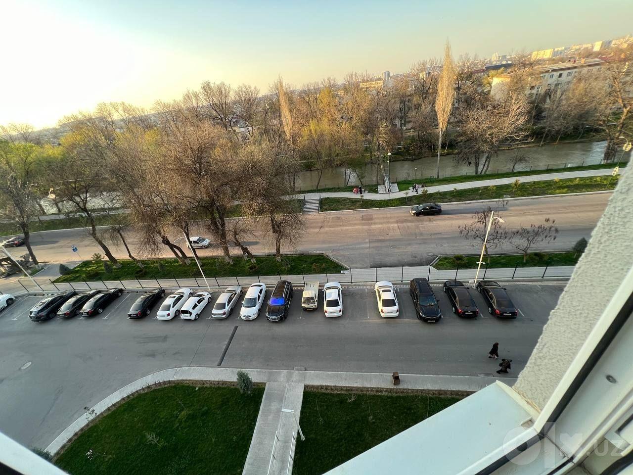 Комната, Ок Тепа — фото 1