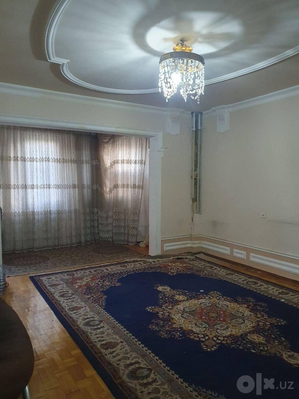 Комната, Станция метро Халклар Дустлиги — фото 1