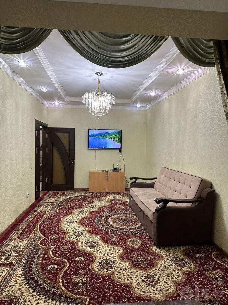 Room, Станция метро Туркестон — photo 1