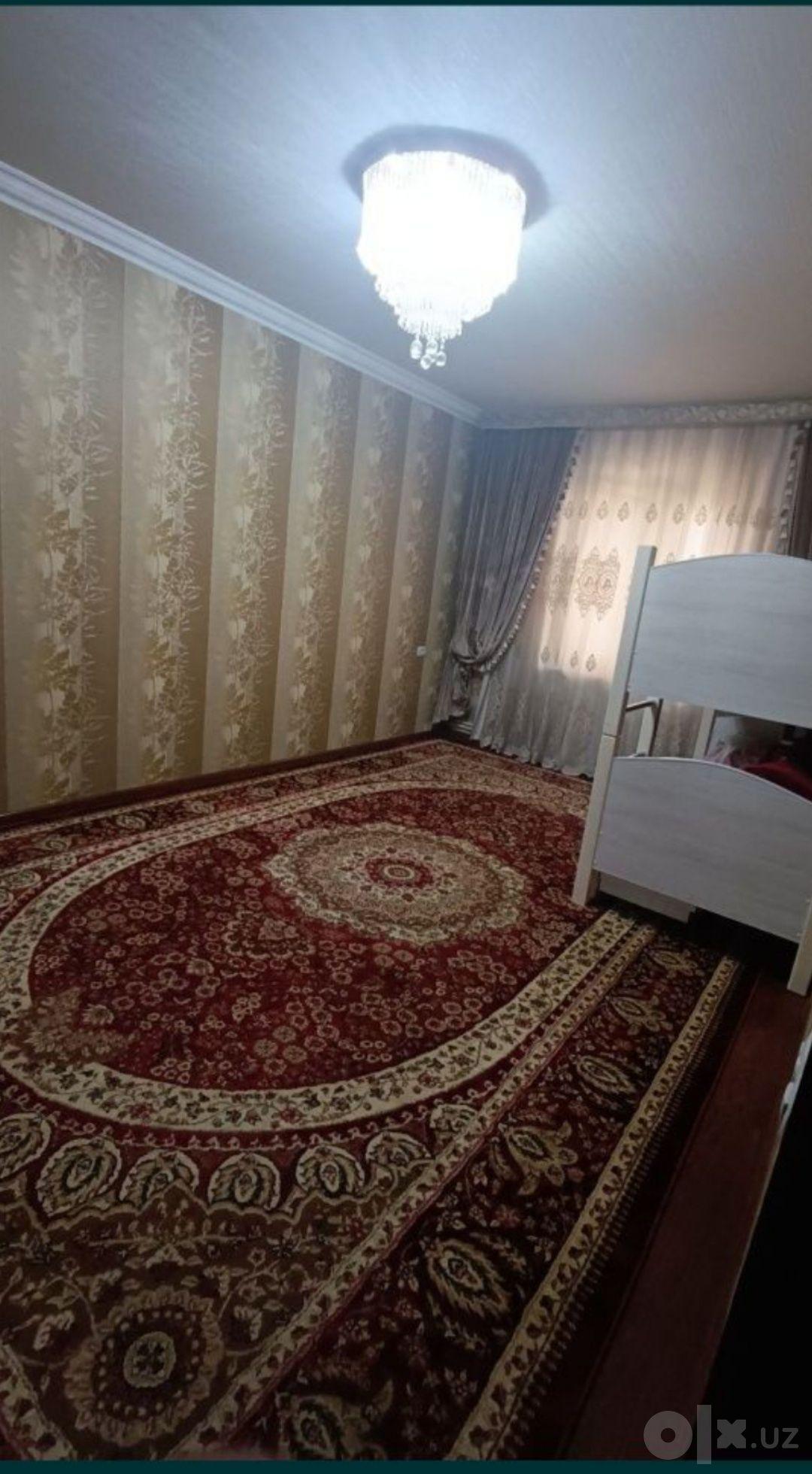 Xona, Станция метро Шахристон — rasm 1