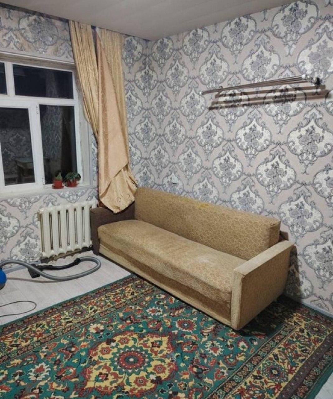 Apartment, Чиланзар 20 — photo 1