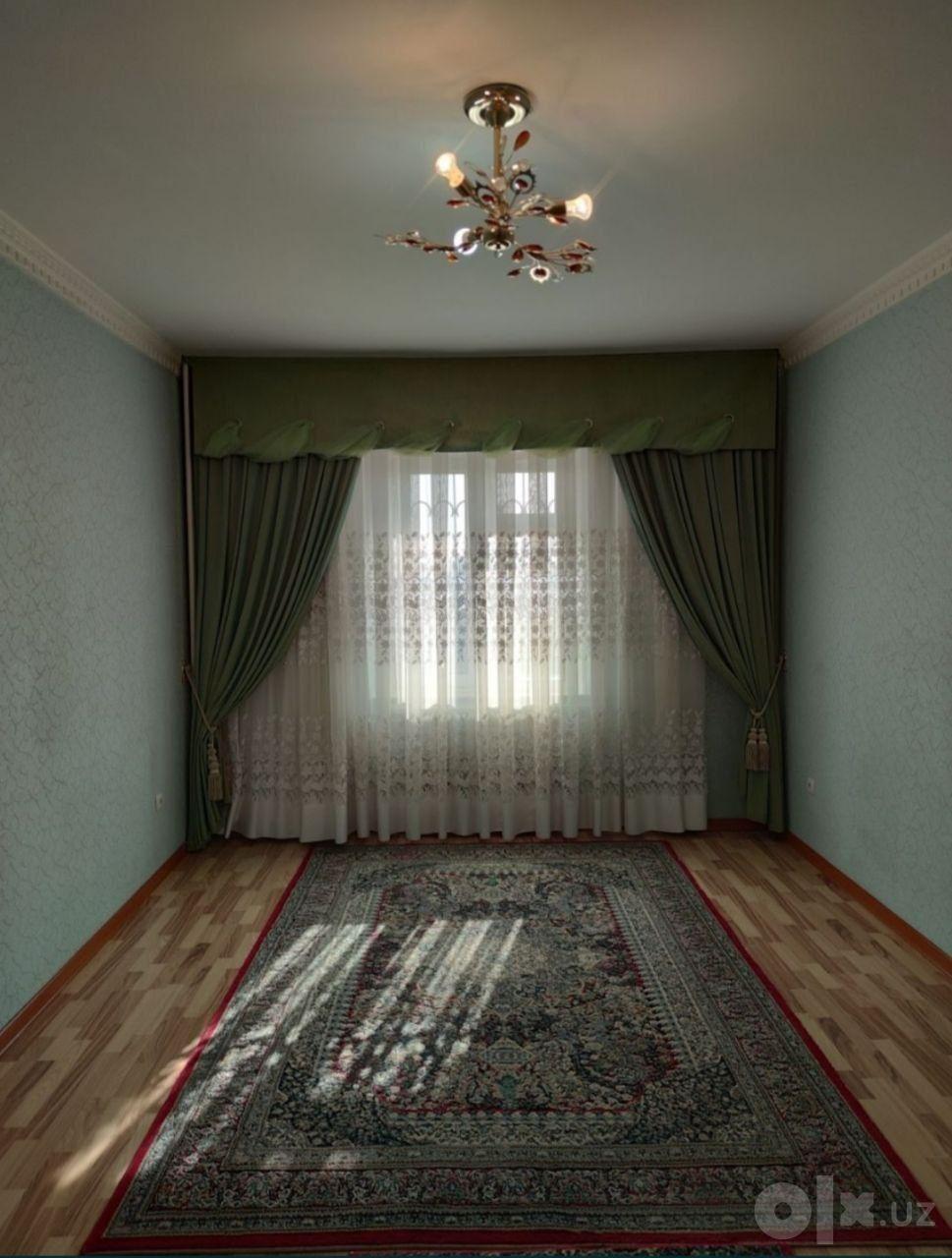 Xona, Станция метро Шахристон — rasm 1