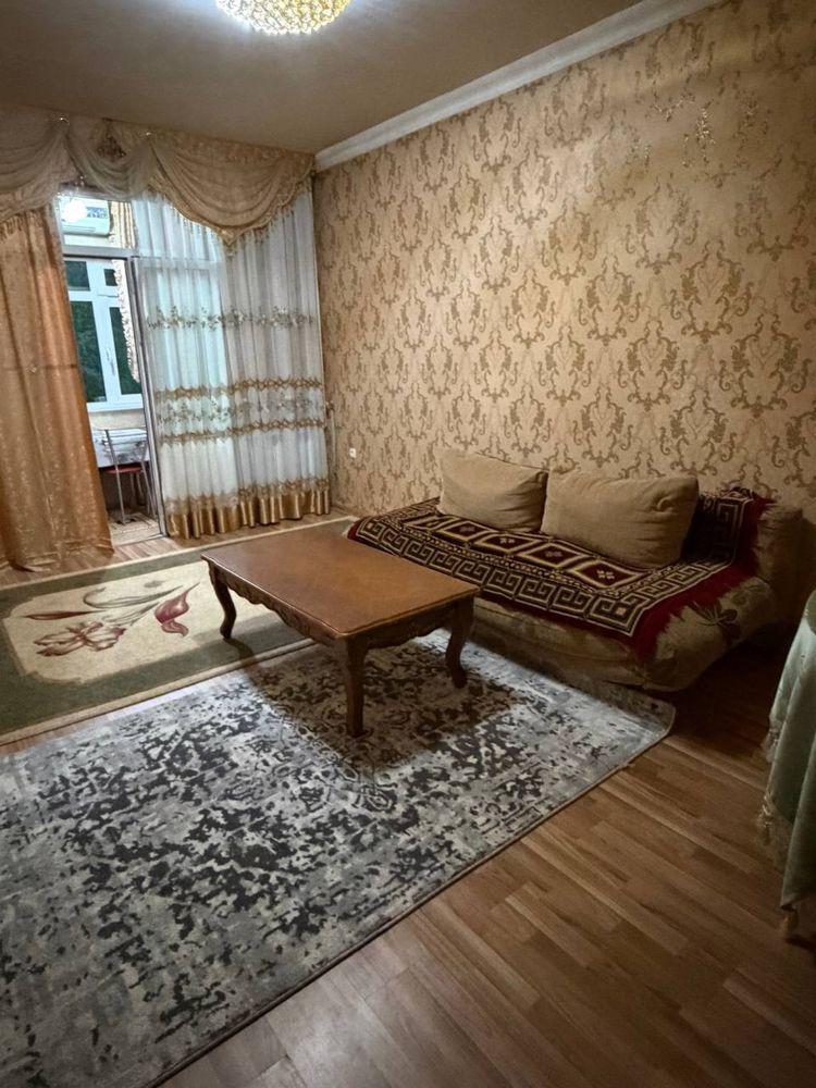 Квартира, Плеханова маданият институтлари ёнида — фото 1