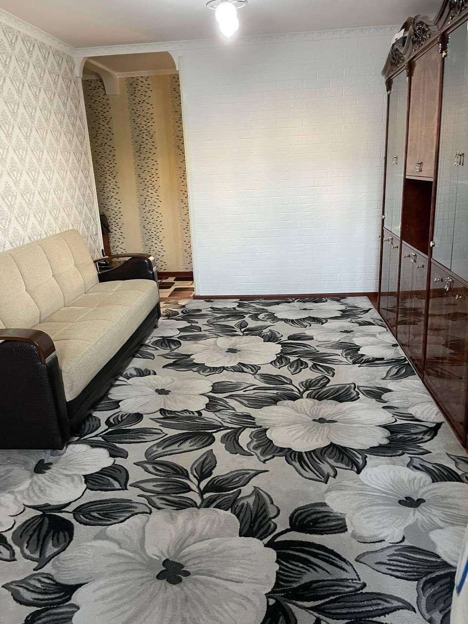 Apartment, у метро Дустлик — photo 1