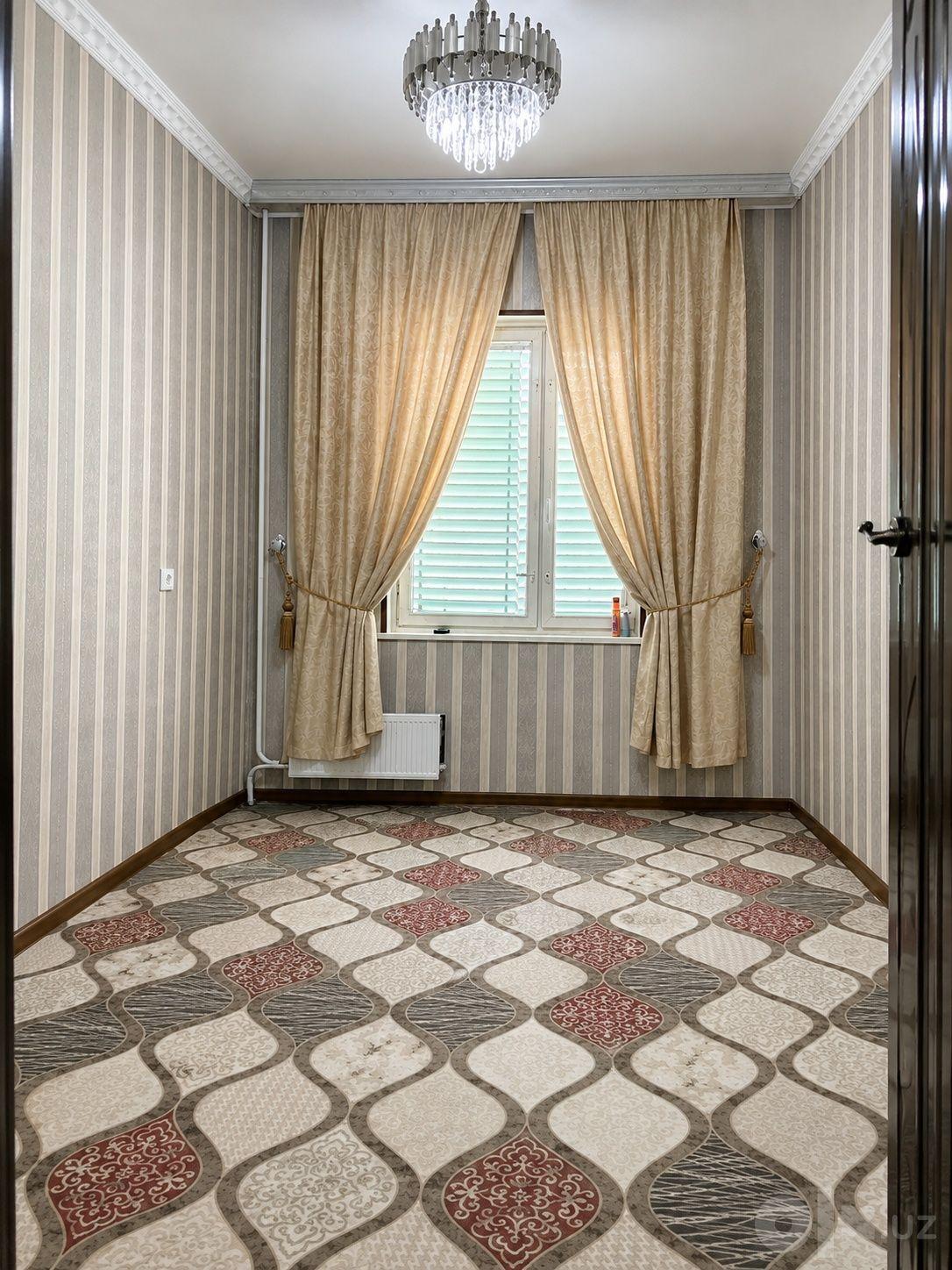 Комната, Станция метро Тошми — фото 1
