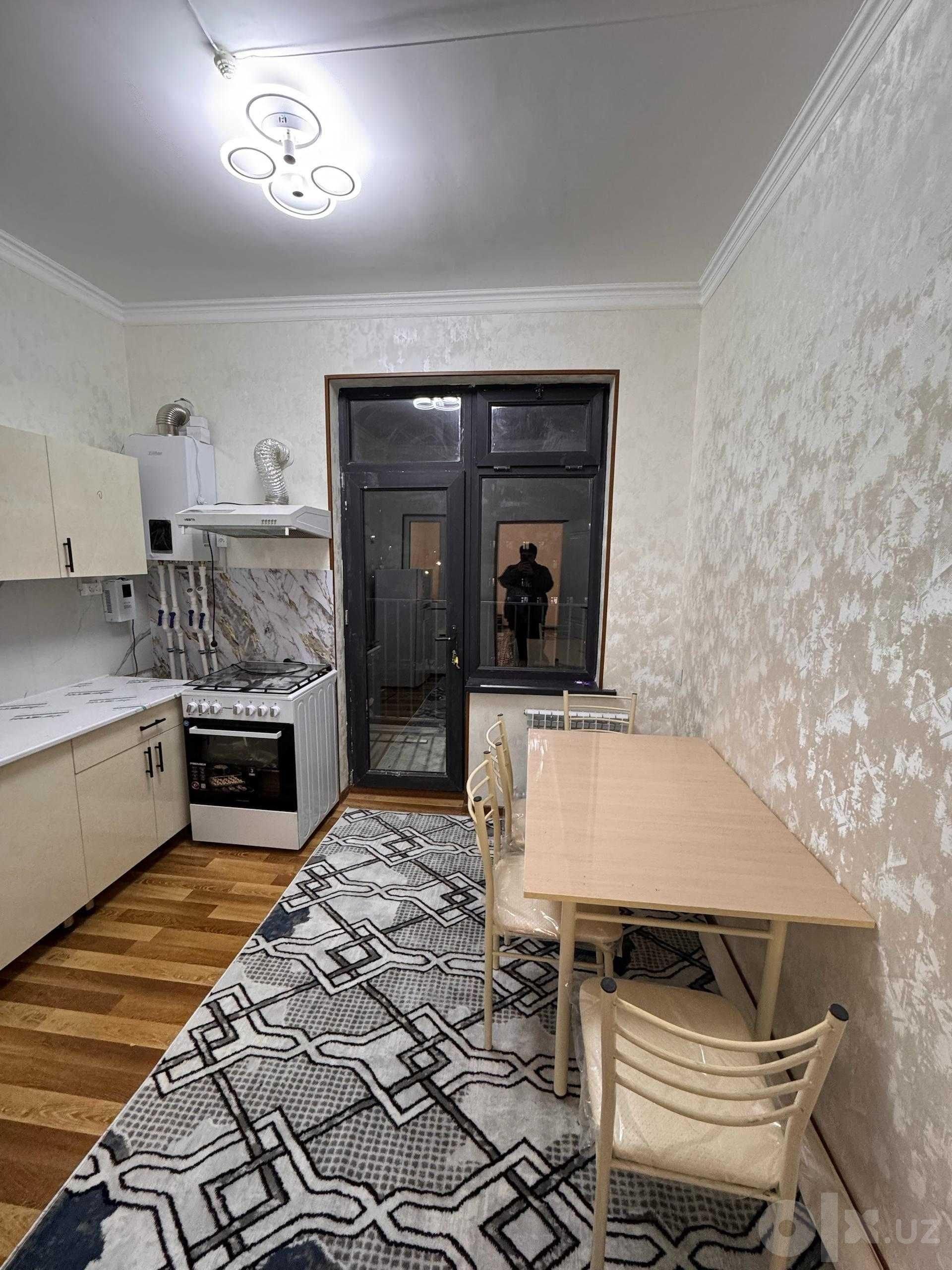 Apartment, массив Сергели-7 — photo 1