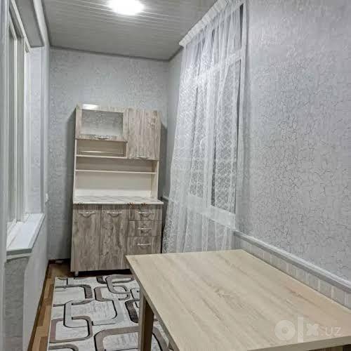 Room, Станция метро Тинчлик — photo 1