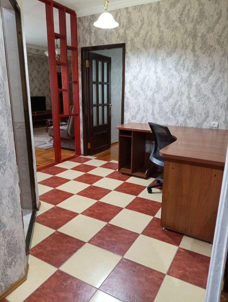 Apartment, Х.Алимжана — photo 1