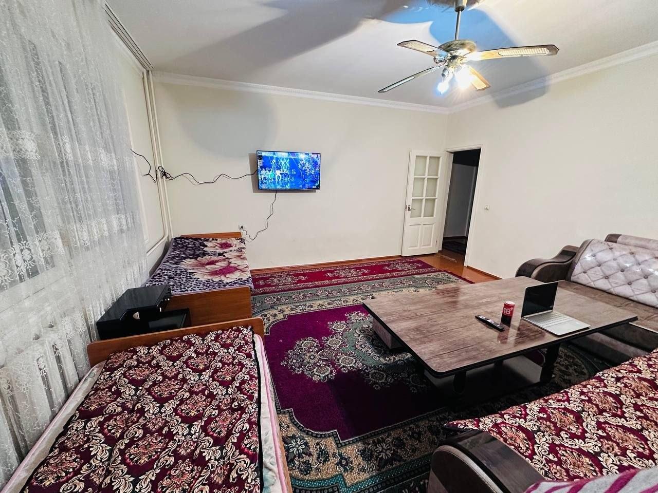 Room, Гофур Гулом метро — photo 1