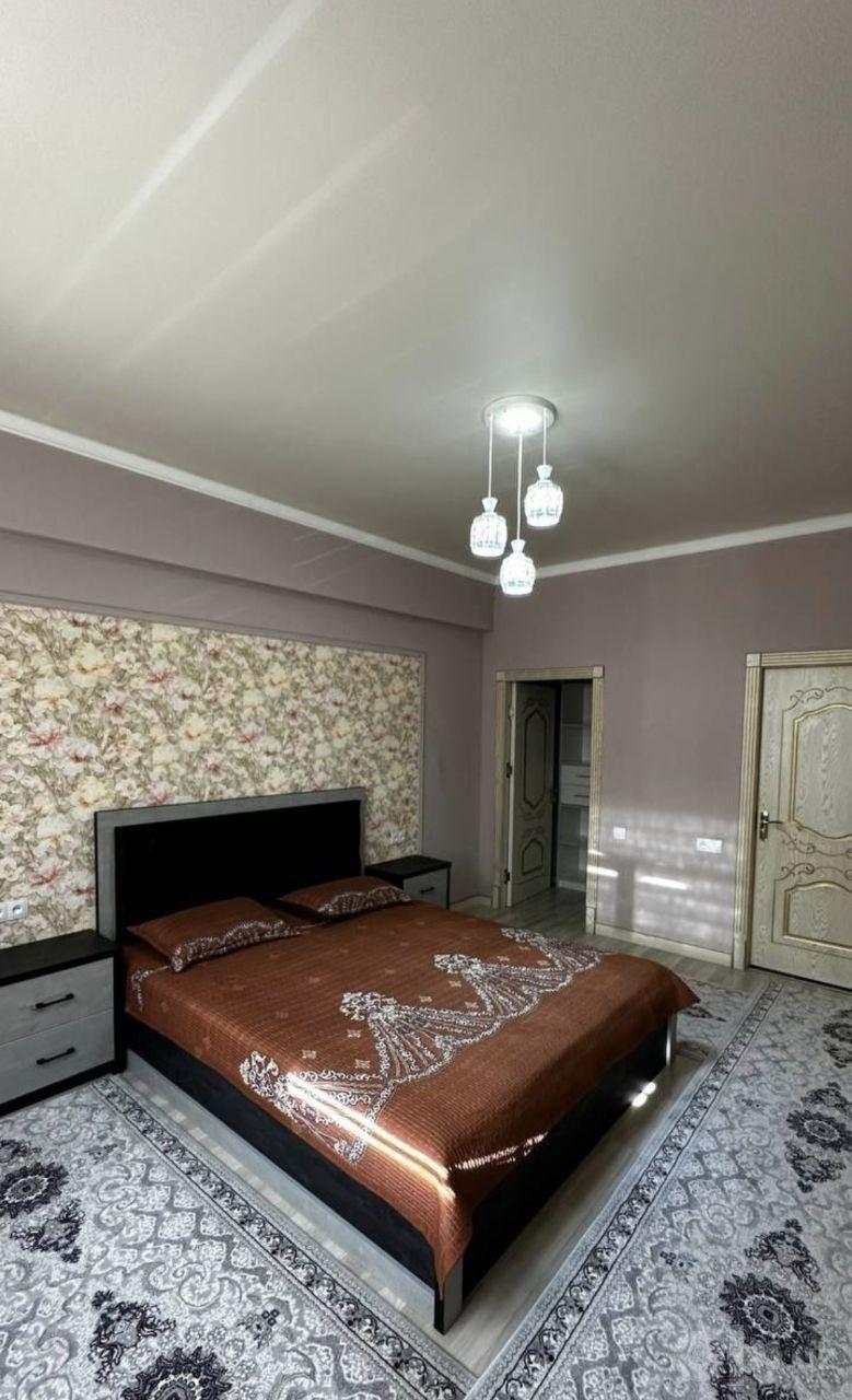 Room, Станция метро Мега Планет — photo 1