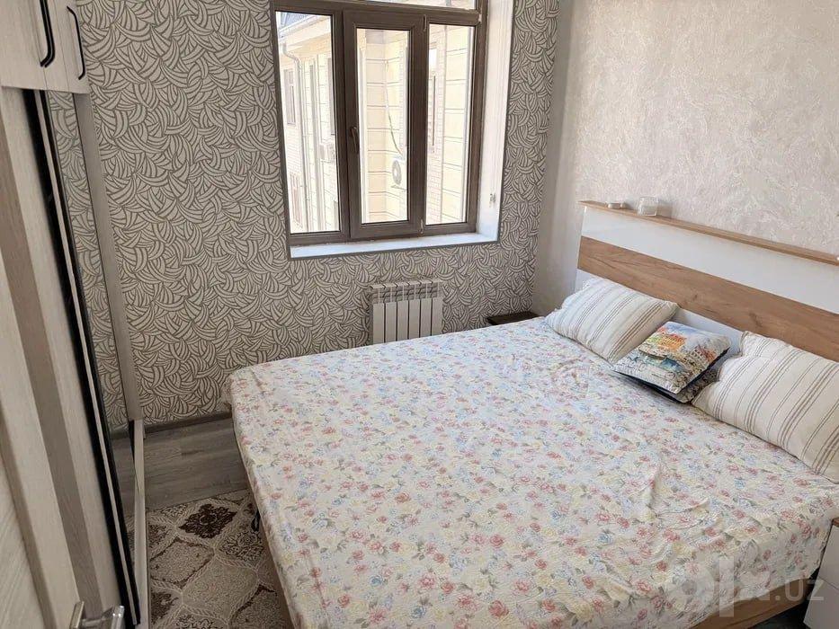 Kvartira, Станция метро Новза — rasm 1