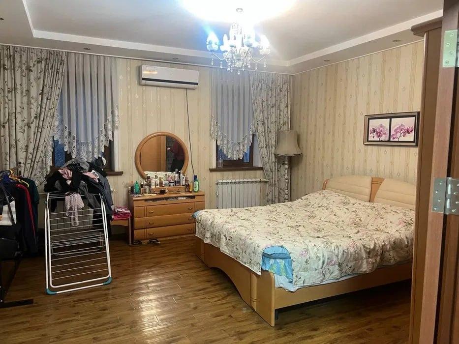 Apartment, Метро Айбека — photo 1