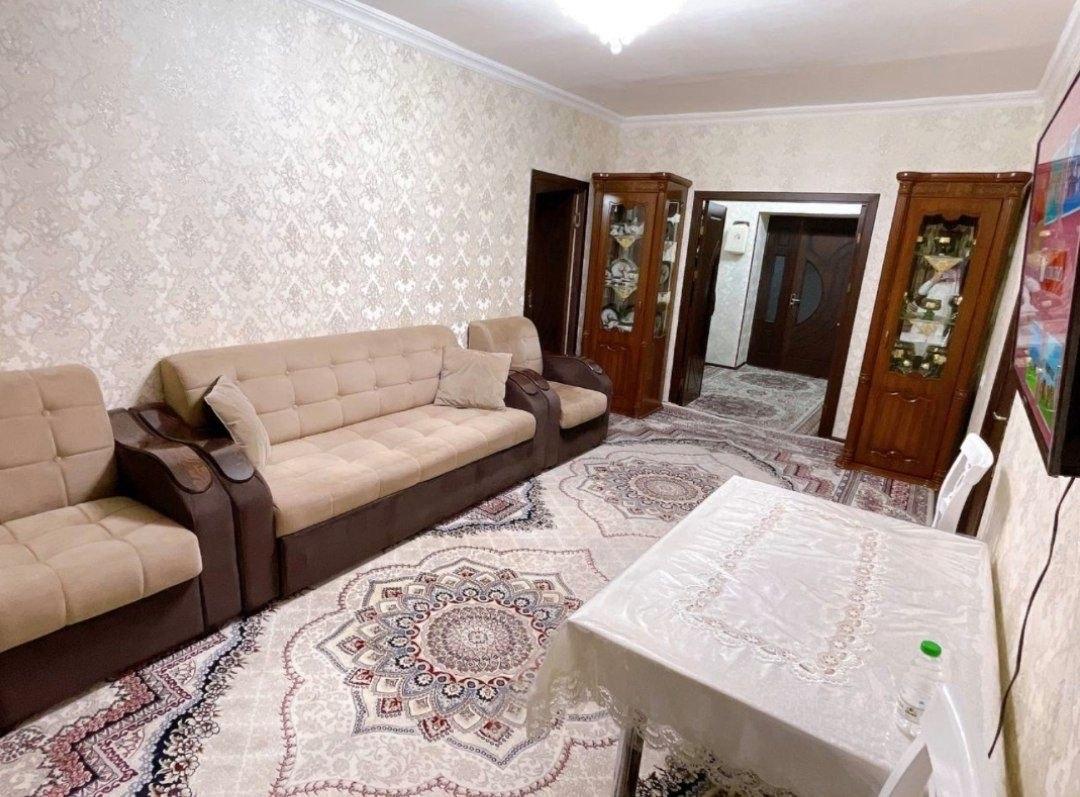 Квартира, Новомосковской — фото 1