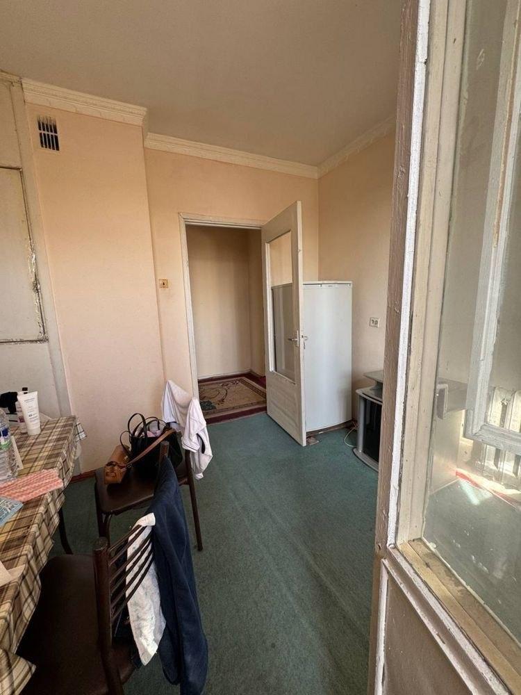 Apartment, Изза массив — photo 1