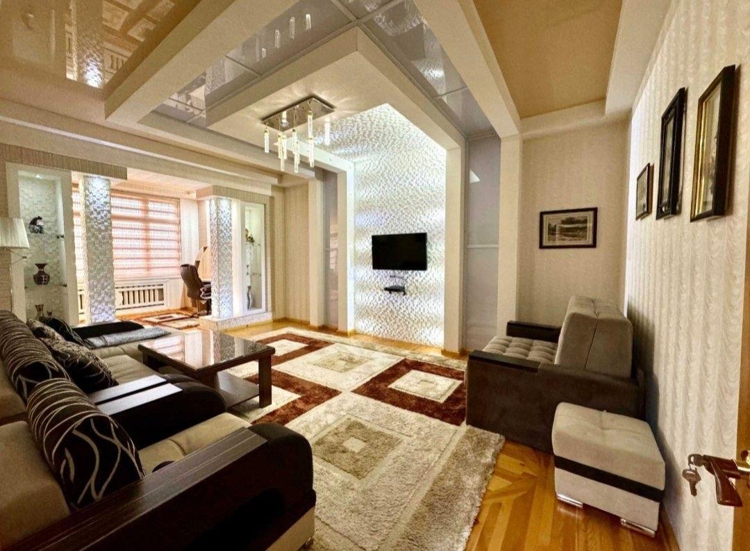 Квартира, Японское посольство — фото 1