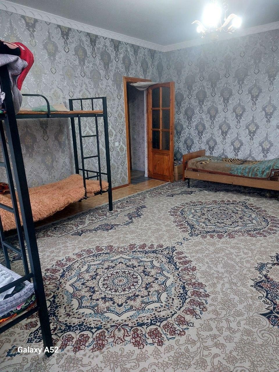 Apartment, Чиланзар 17-й квартал — photo 1